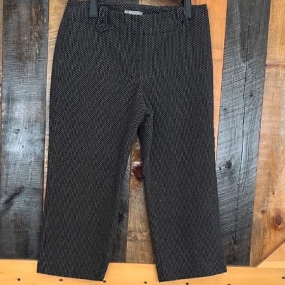 Ann Taylor Margo Cotton/polyester Black /white Micro Dot Cropped pants size 8